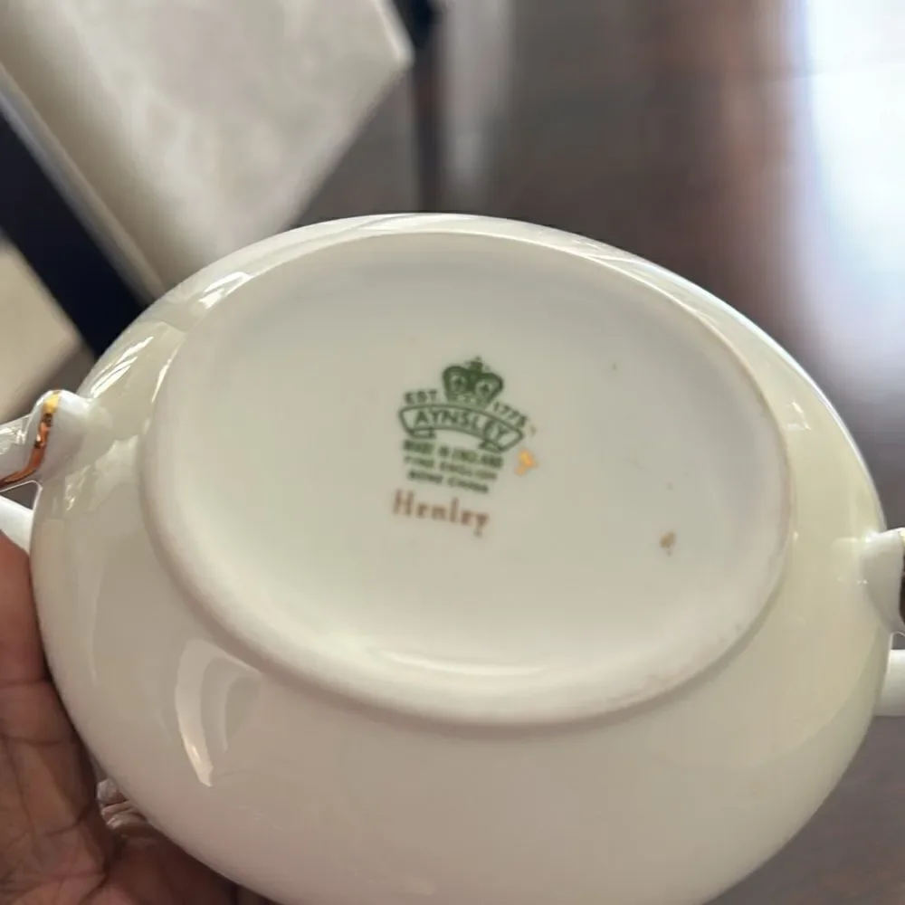 AYNSLEY Henley Lidded Sugar Bowl Sucrier